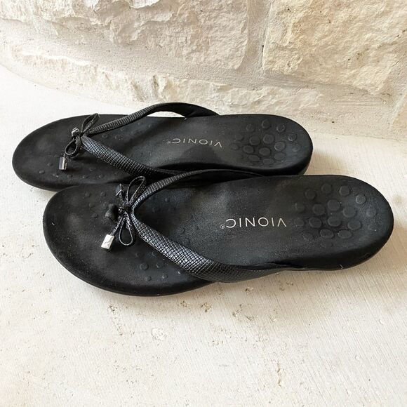 Vionic Bella Sandals Size 9 Black T-Strap Leather Arch Support Comfort Flip Flop - Picture 1 of 6